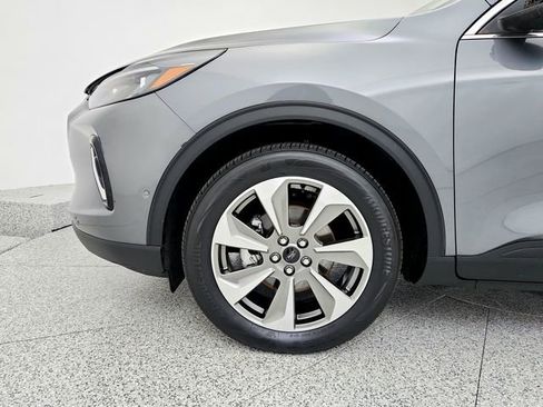 Used 2023 Ford Escape Platinum w/ Premium Technology Package image 21