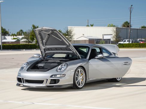 Used 2007 Porsche 911 GT3 image 24