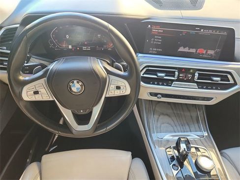 Used 2019 BMW X7 xDrive40i w/ Premium Package image 11