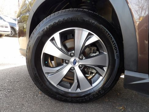 Used 2021 Subaru Ascent Premium w/ Convenience Package image 30