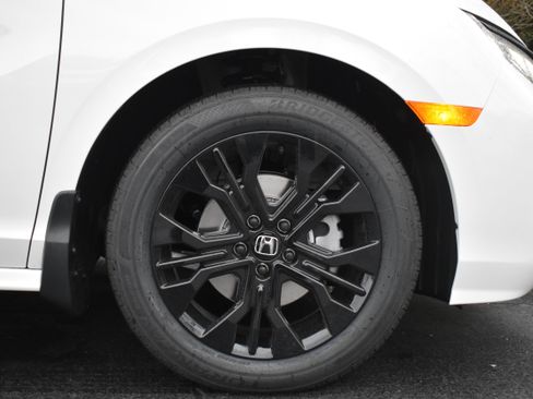 New 2026 Honda Odyssey Sport-L image 10