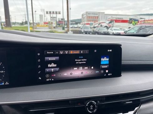 Certified 2025 Nissan Murano SV AWD/4WD image 26
