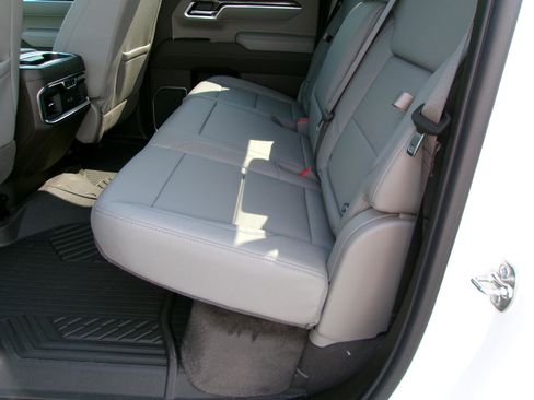 New 2026 Chevrolet Silverado 1500 LTZ w/ LTZ Premium Package AWD/4WD image 24