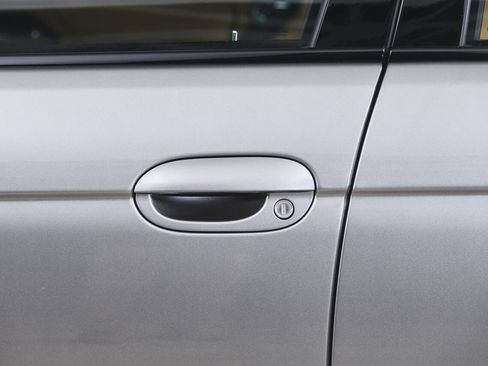 Used 2003 BMW M5 image 30