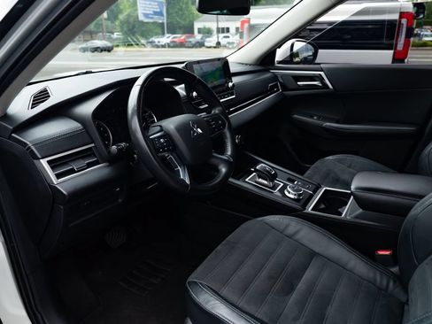 Used 2022 Mitsubishi Outlander SE FWD image 18