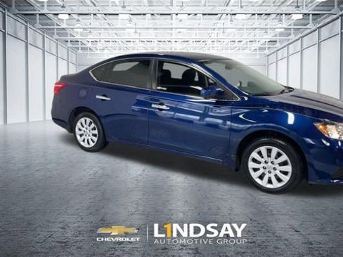 Used 2019 Nissan Sentra S image 3