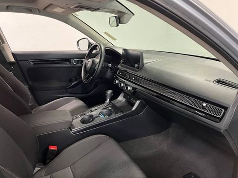 Used 2023 Honda Civic EX image 11