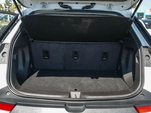 Used 2022 Chevrolet Bolt EUV LT w/ Driver Confidence Package FWD image 25
