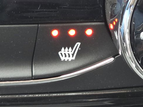 New 2025 Chevrolet Trax RS w/ Driver Confidence Package image 7