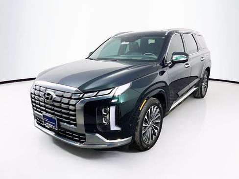 Certified 2025 Hyundai Palisade Calligraphy AWD/4WD image 3