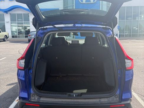 Used 2023 Honda CR-V LX image 8
