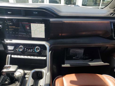 Used 2023 GMC Sierra 1500 Denali Ultimate AWD/4WD image 19