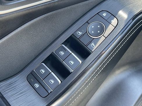 Used 2023 Nissan Rogue Platinum FWD image 37