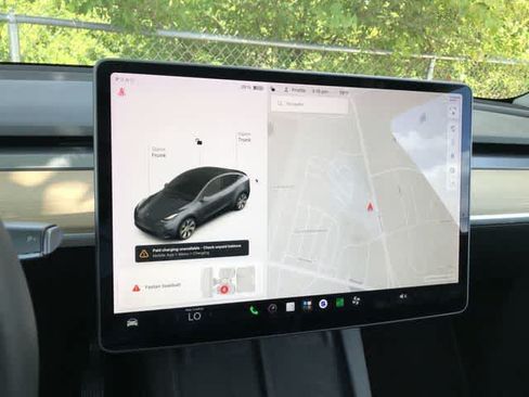 Used 2021 Tesla Model Y Long Range AWD/4WD image 26