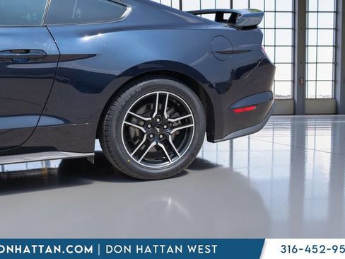 Used 2021 Ford Mustang GT Premium w/ Equipment Group 401A RWD image 34