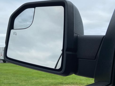 Used 2019 Ford F150 XLT w/ Equipment Group 302A Luxury AWD/4WD image 34