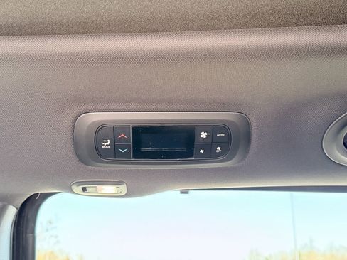 New 2026 Chrysler Pacifica Limited image 25