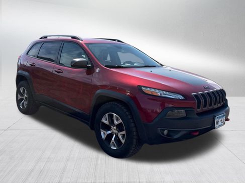 Used 2016 Jeep Cherokee Trailhawk w/ Leather Interior Group AWD/4WD image 6