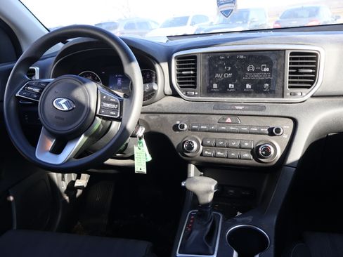 Used 2020 Kia Sportage LX image 15