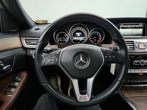 Used 2014 Mercedes-Benz E 350 Sedan image 18