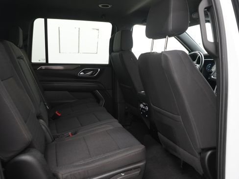 Used 2024 GMC Yukon XL SLE w/ Max Trailering Package AWD/4WD image 13