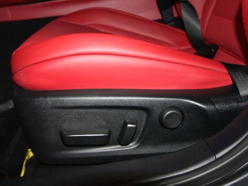 Used 2023 Lexus IS 350 F Sport image 9