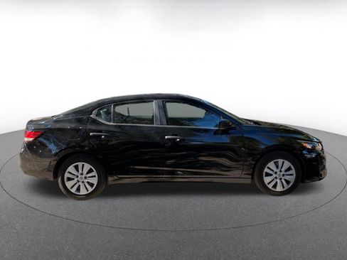 Used 2025 Nissan Sentra S image 8