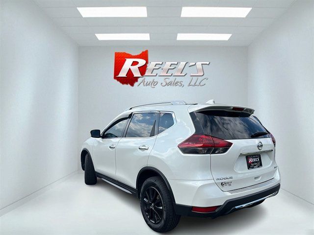 Used 2018 Nissan Rogue SV AWD/4WD image 11