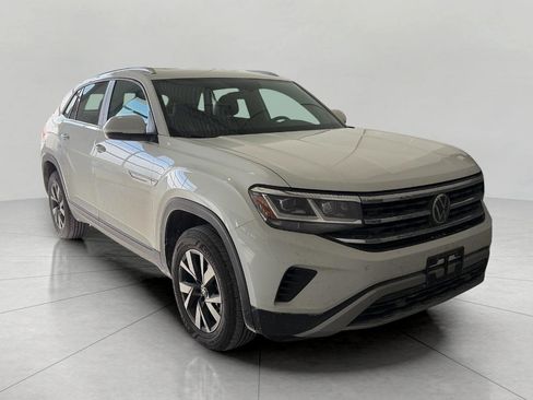 Used 2021 Volkswagen Atlas Cross Sport SE image 3
