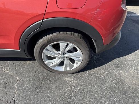 Certified 2024 Buick Encore GX Preferred FWD image 15