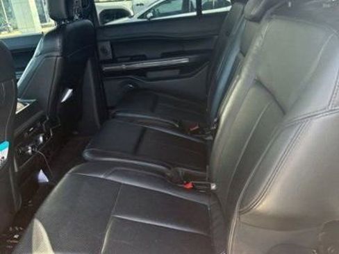 Used 2018 Ford Expedition Max XLT w/ Equipment Group 202A image 9