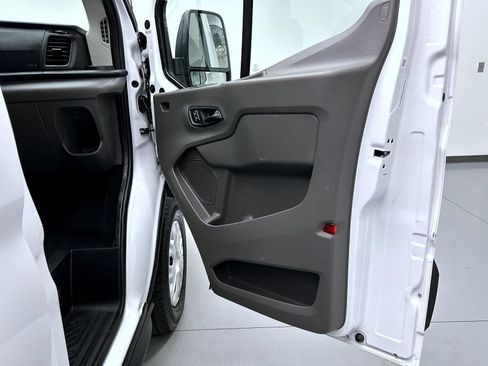 Used 2025 Ford Transit 350 XLT RWD image 16