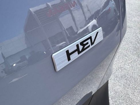 Used 2026 Kia Sportage EX w/ EX Panoramic Sunroof Package image 9