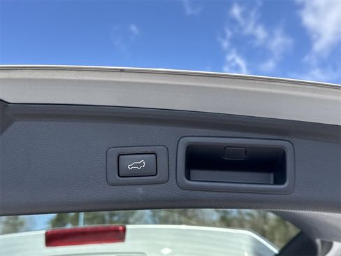 Used 2017 Subaru Forester 2.0XT Touring image 24