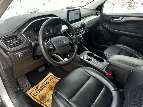 Used 2022 Ford Escape SEL AWD/4WD image 9