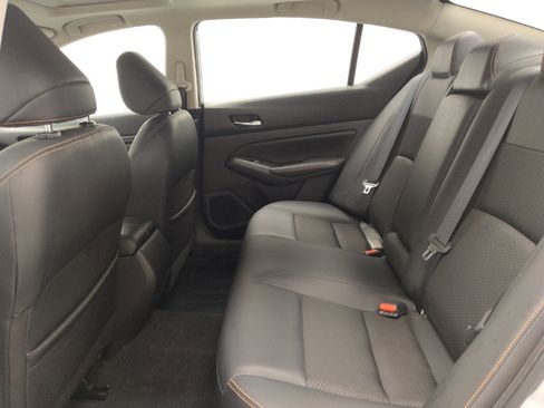 Used 2020 Nissan Altima 2.5 SR w/ Premium Package FWD image 18