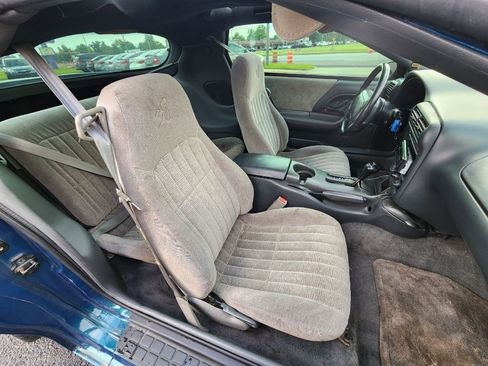 Used 1997 Chevrolet Camaro Z28 w/ Preferred Equipment Group 2 image 16