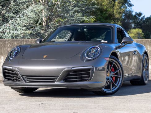 Certified 2017 Porsche 911 Carrera S RWD image 1