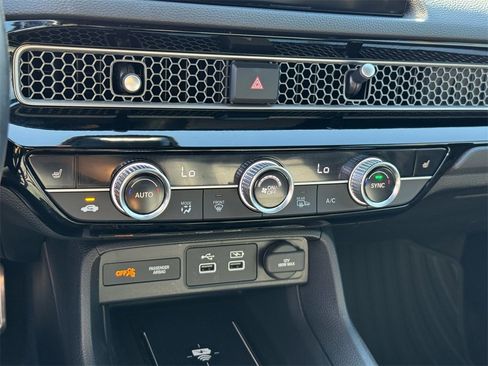 Used 2022 Honda Civic Sport Touring image 29