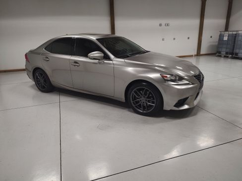 Used 2015 Lexus IS 250 AWD w/ Premium Package image 2