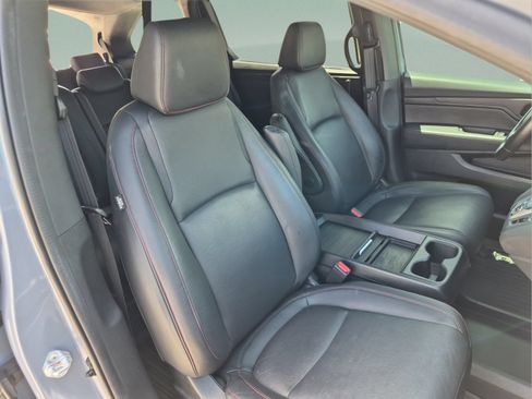 Certified 2024 Honda Odyssey Sport image 19