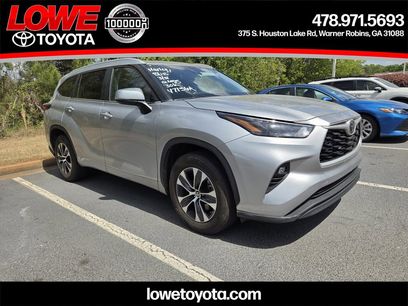 Used 2023 Toyota Highlander XLE
