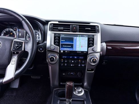 Used 2022 Toyota 4Runner Limited AWD/4WD image 7