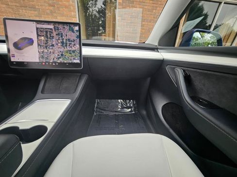 Used 2023 Tesla Model Y Performance AWD/4WD image 55
