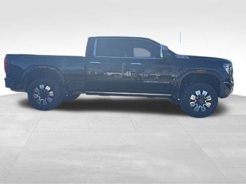 Used 2024 GMC Sierra 2500 Denali w/ Denali Reserve Package image 4