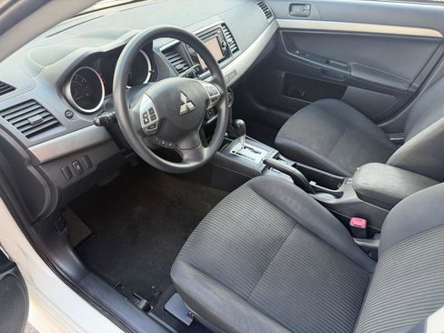 Used 2014 Mitsubishi Lancer SE image 6
