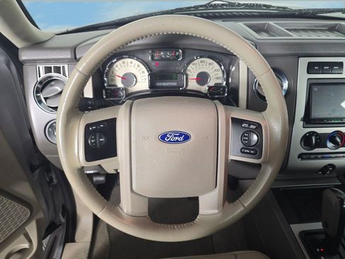 Used 2012 Ford Expedition XLT w/ Leather Seating Pkg image 12