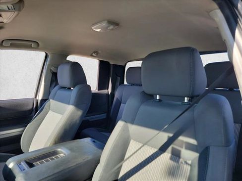 Used 2016 Toyota Tundra SR5 image 12