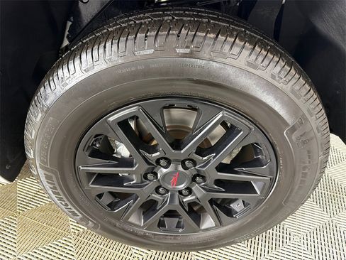 Used 2022 Toyota Tundra SR5 image 12