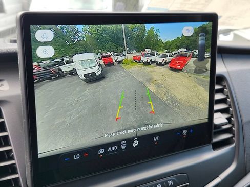 New 2026 Ford Transit 250 148 Medium Roof w/ Load Area Protection Package RWD image 19